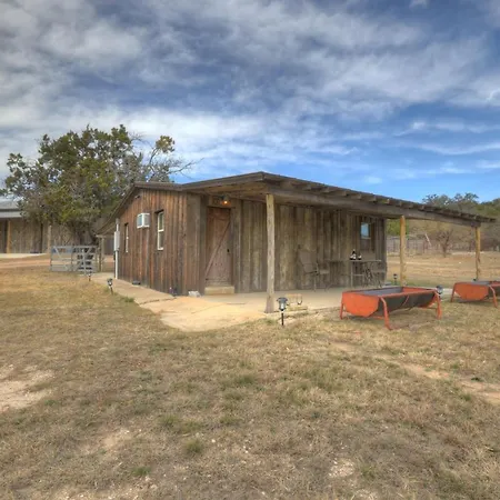 Ohana Ranch Cabin - 12 Minutes To Historic Main St